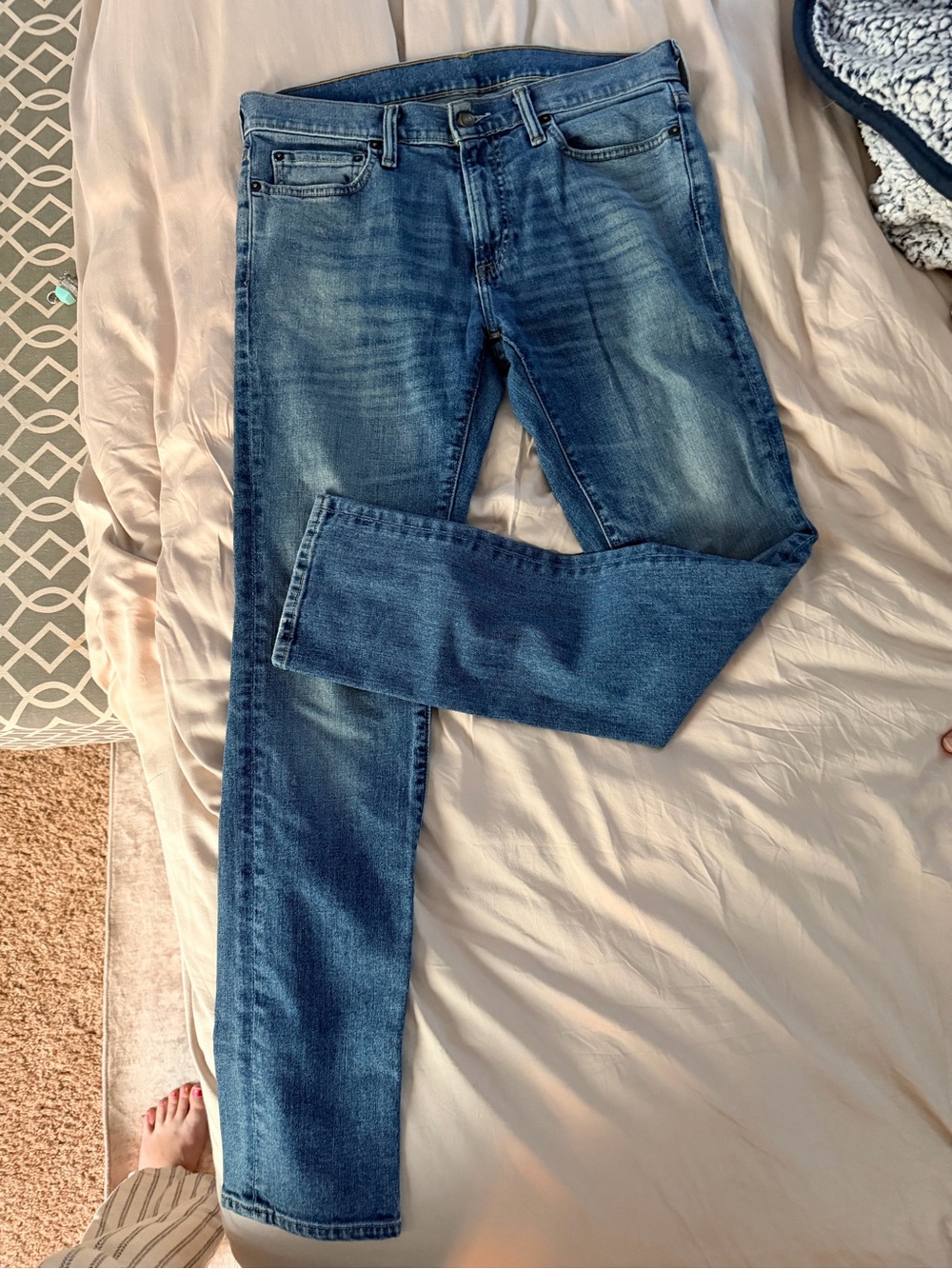 Abercrombie Men's 32x32 Blue Denim Jeans
